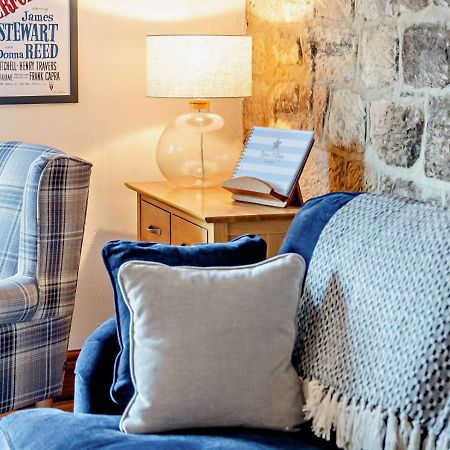 Dean Cottage Уитби Экстерьер фото
